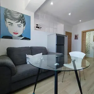 https://m-nostrum-apartamento-ny.hotelsinnerja.org