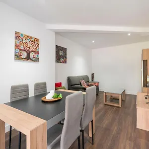 https://apt-basetxea-by-people-rentals.sansebastianhotels.net